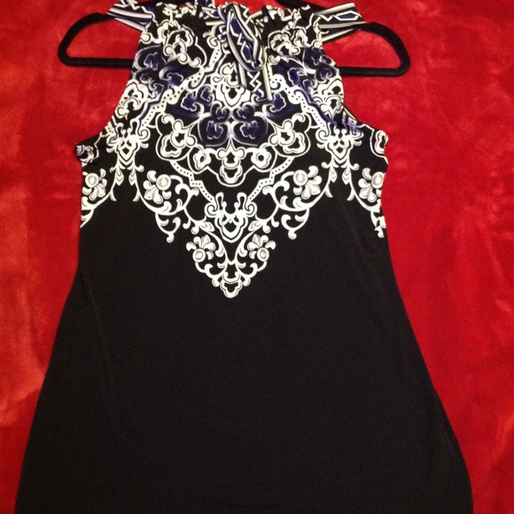 Top - Picture 2 of 2